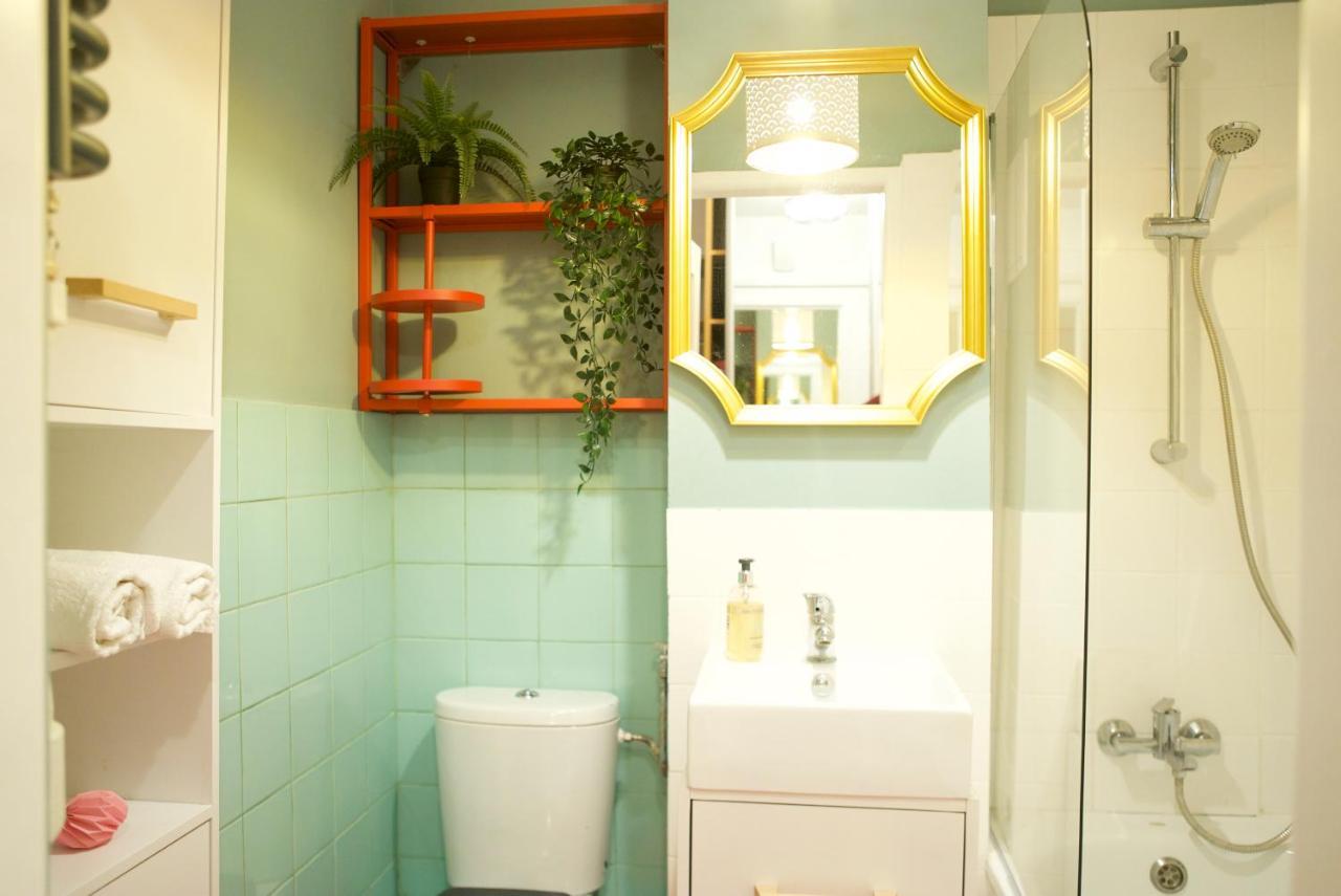 Cinema Apartment Kinowa Varşova Dış mekan fotoğraf