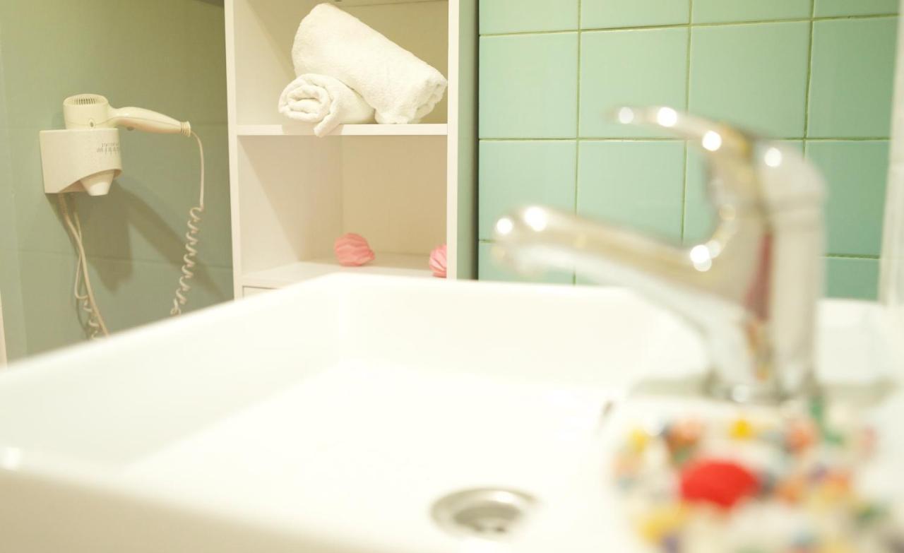 Cinema Apartment Kinowa Varşova Dış mekan fotoğraf